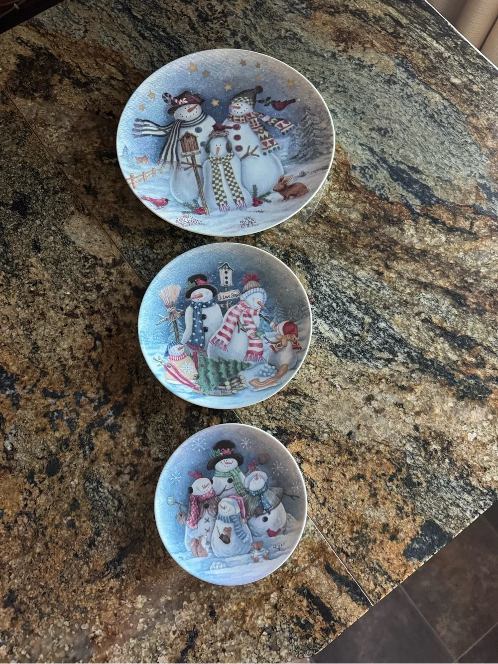 At Home America Snowman 3-Piece Plate Set